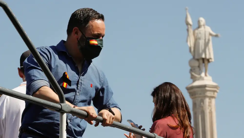 El líder de Vox, Santiago Abascal, en la plaza de Colón