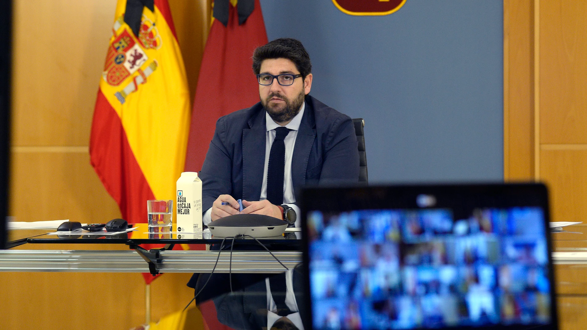 El presidente de la Región de Murcia, Fernando López Miras, durante la videoconferencia con Pedro Sánchez