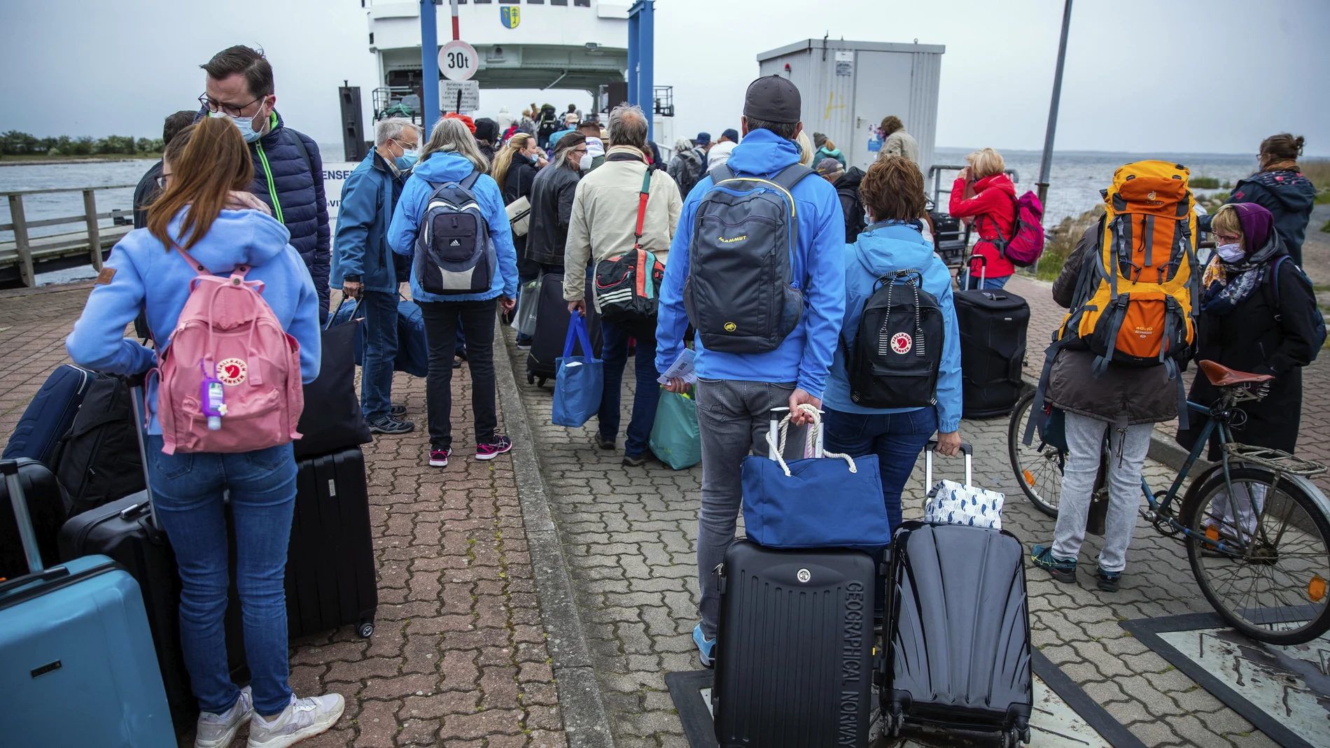 Los alemanes disfrutan del turismo doméstico tras levantarse las restricciones para viajar entre los Estados federados durante la pandemia