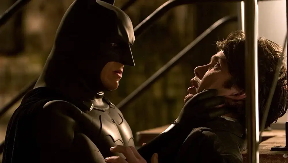 Cillian Murphy (dcha.) y Christian Bale en &quot;Batman Begins&quot;