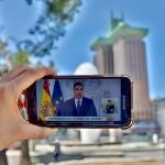 Comparecencia de Pedro Sánchez vista en streaming desde la Plaza de Colón.