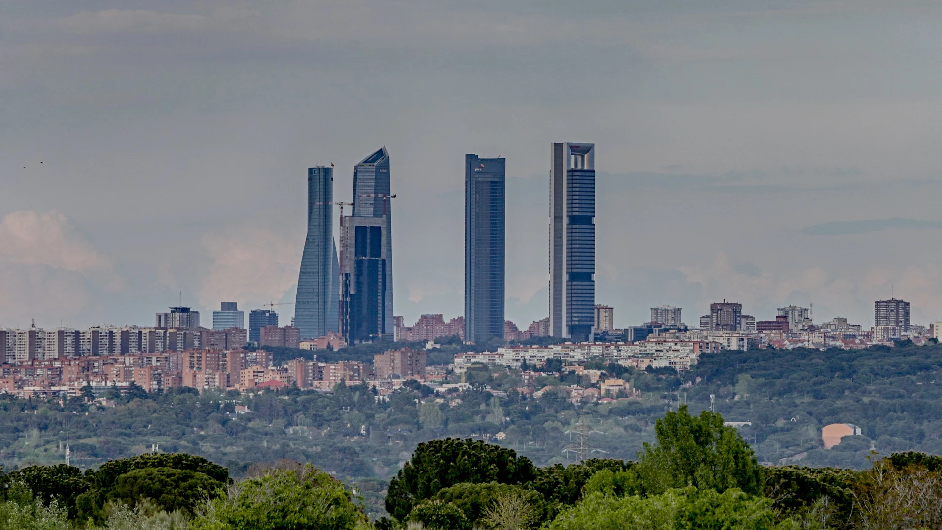 Panorámica de Madrid tomada desde la Casa de Campo, en las cercanías de Pozuelo de Alarcón.