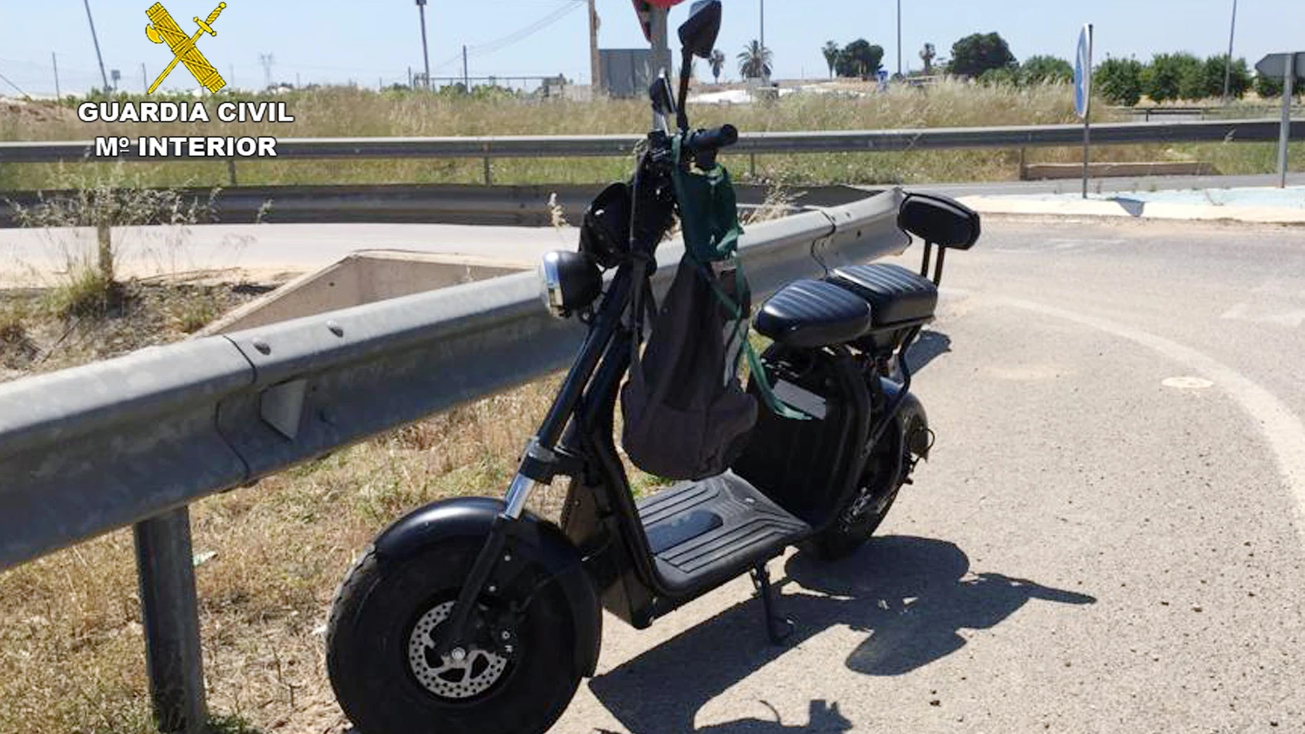 Sucesos.- Investigan al conductor de un patinete eléctrico que circulaba sin permiso y sextuplicando la tasa de alcohol