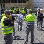 Los trabajadores de Nissan en Ávila se concentraron contra el cierre de la factoría de Nissan en Barcelona.