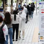 Una fila en Bucheon para hacerse las pruebas de Covid-19