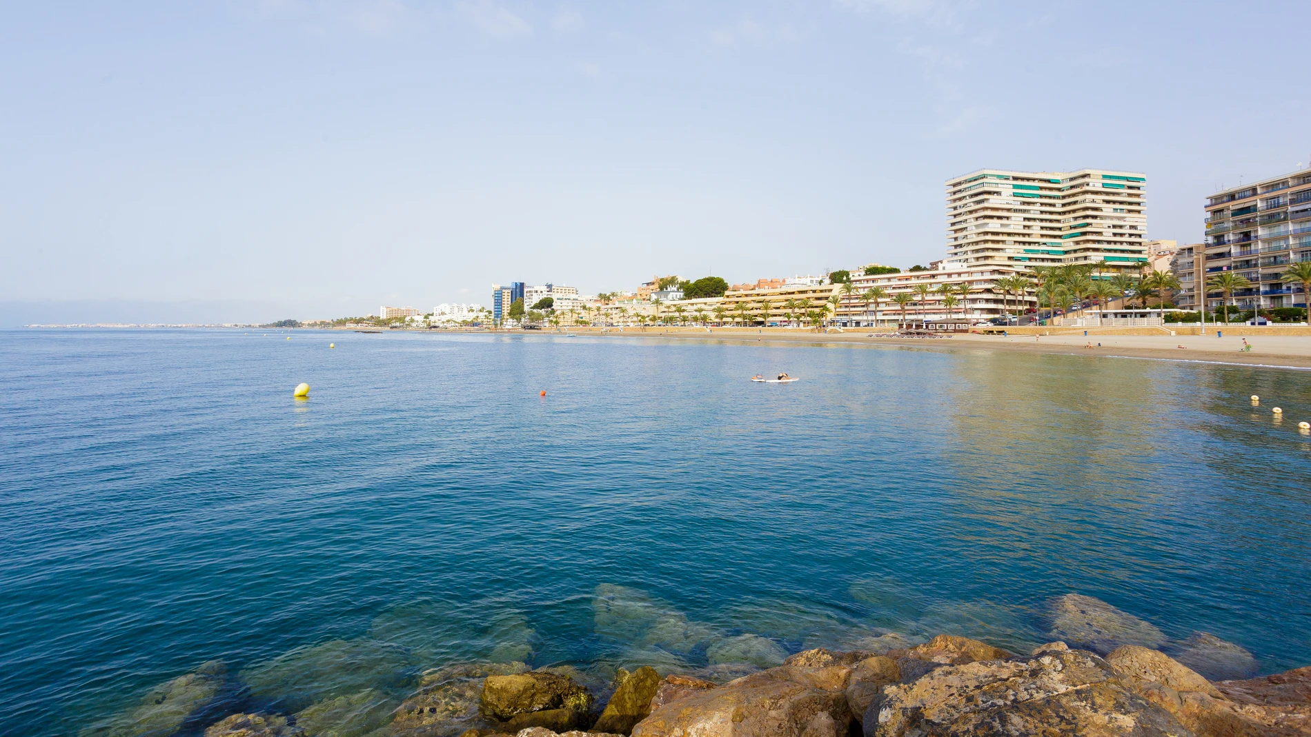Roquetas de Mar cuenta con más de 200 kilómetros de playa de aguas cristalinas
