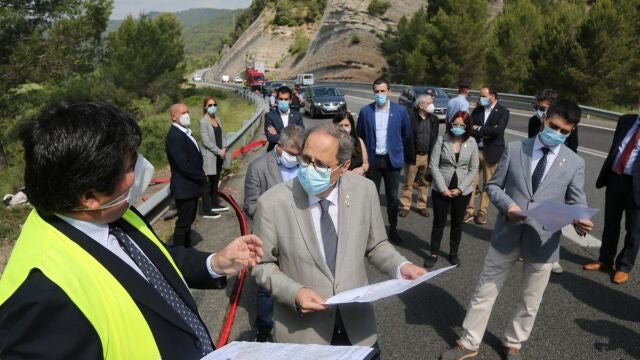 El presidente de la Generalitat, Quim Torra, visitando obras de implantación de fibra óptica entre Súria y Solsona