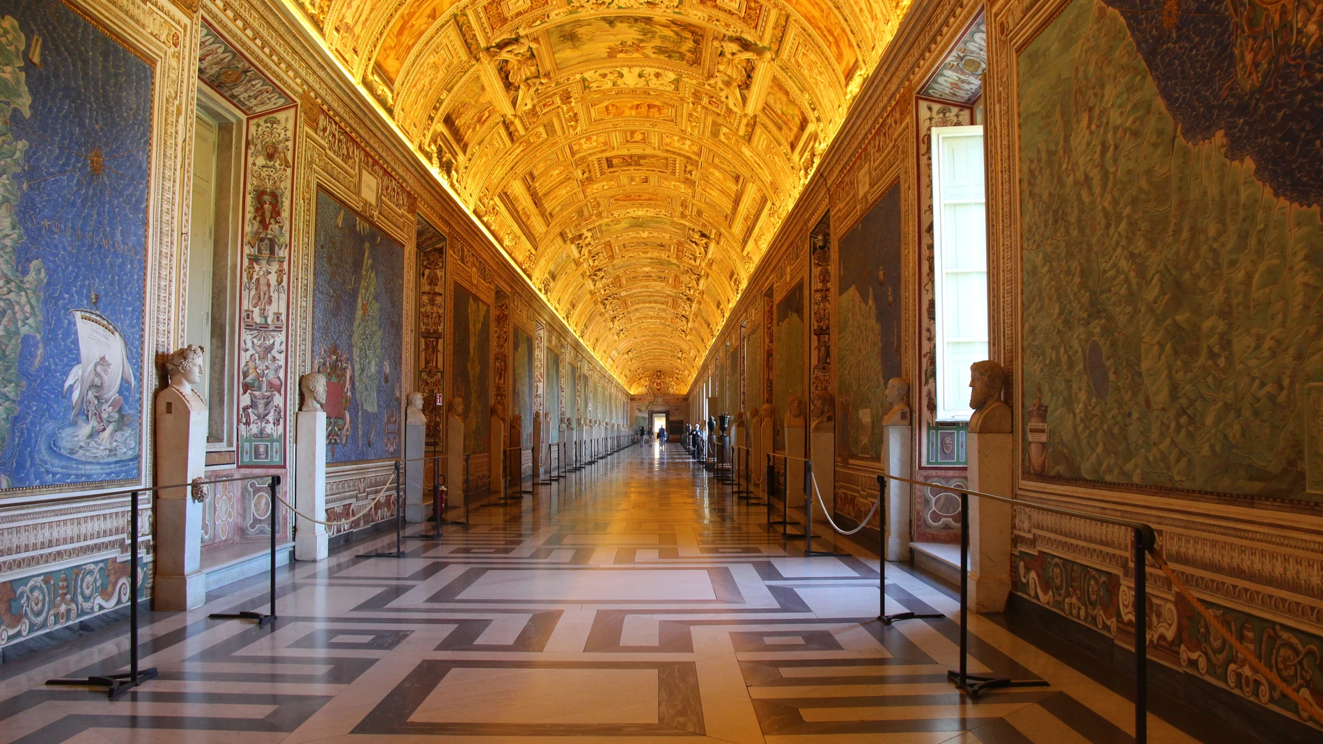 80 dias despues se pueden visitar los Museos Vaticanos