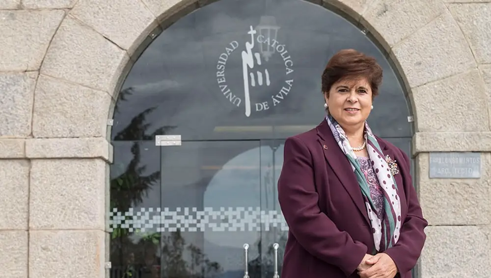 María del Rosario Sáez Yuguero, rectora de la UCAV.