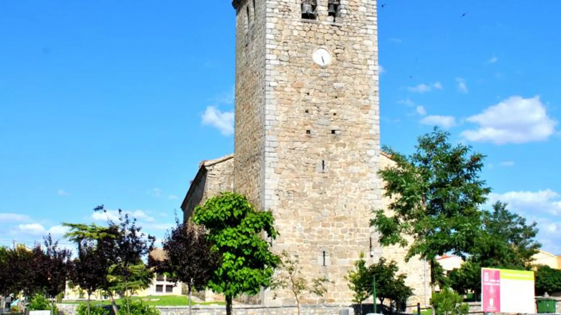 Iglesia de San Nicolás de Bario de Navas de San Antonio