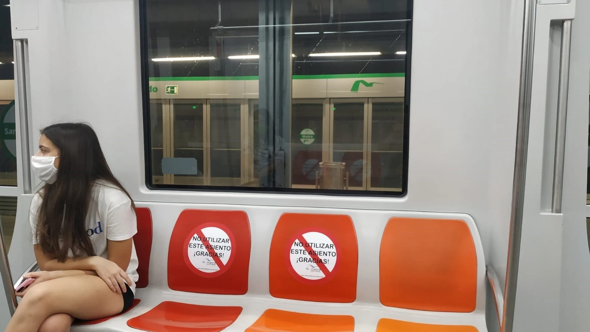 Sevilla.-Metro de Sevilla lanza una campaña de apoyo al comercio local, que podrá anunciarse gratis en sus soportes