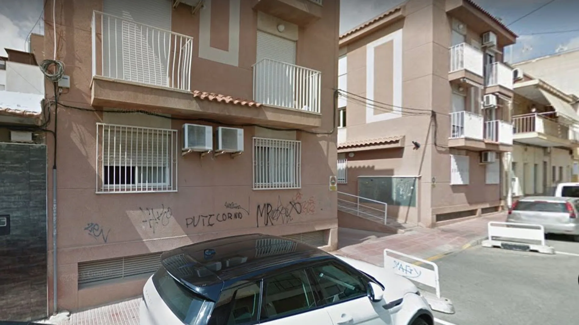El presunto parricida salió de San Vicent del Raspeig en su coche y fue detenido en Alicante