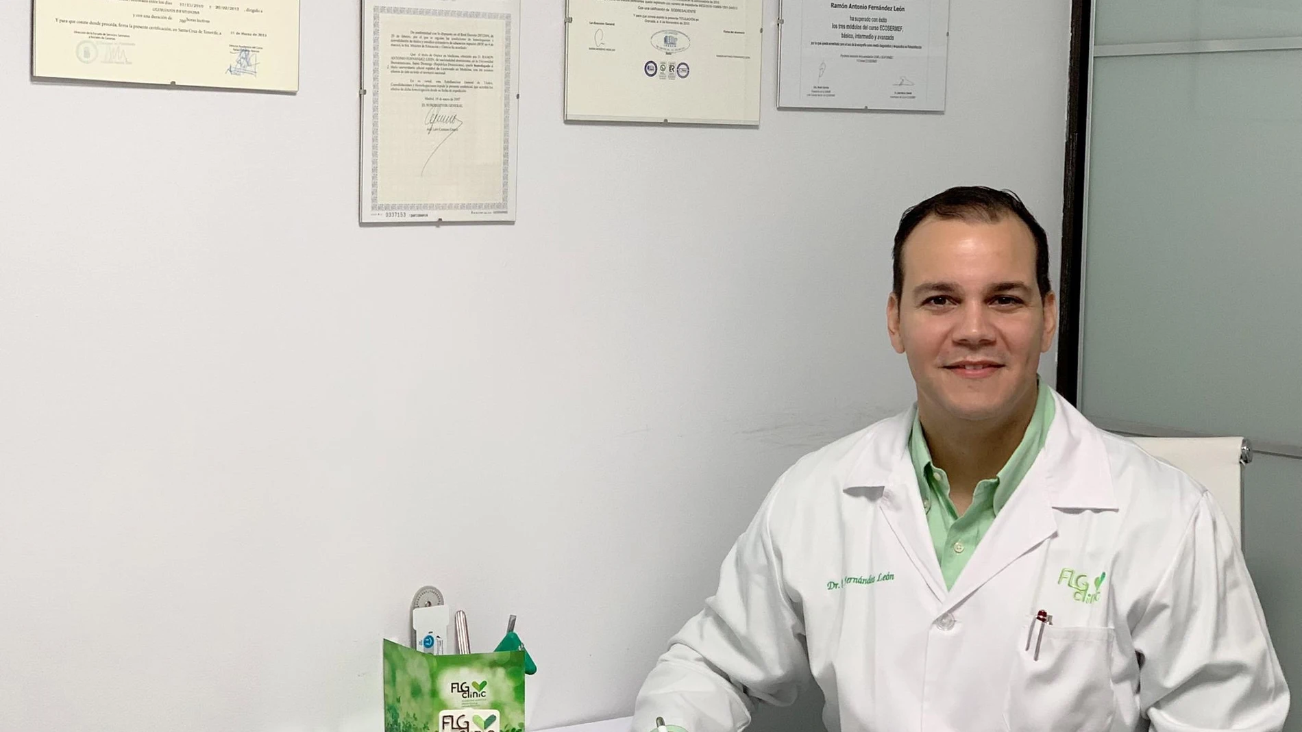 Dr. Ramón Fernández León, de FLG Clinic.