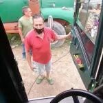 Jorge Alberto, el hombre que vive en un bus en Bogotá