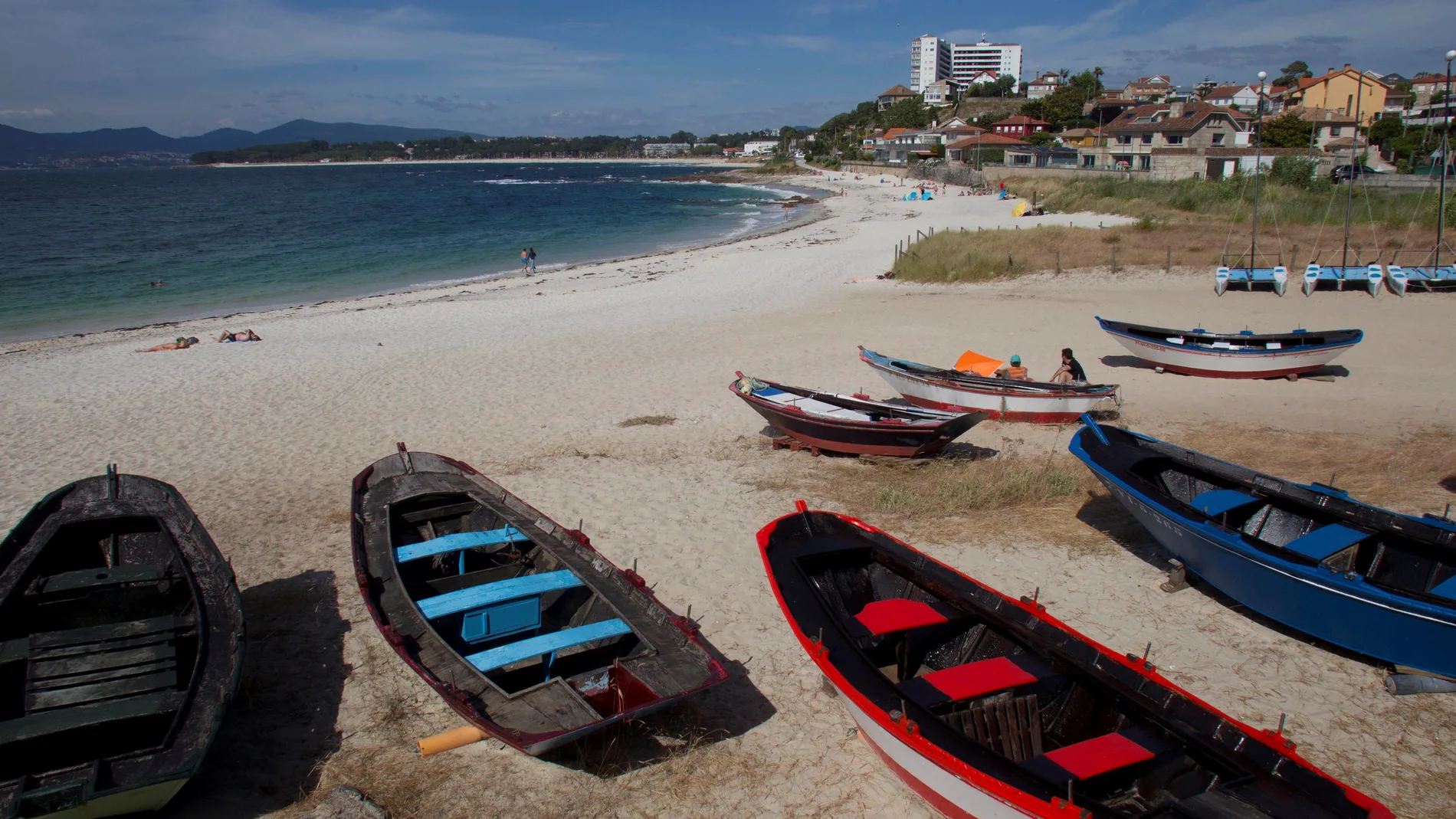 Galicia sigue como segunda comunidad con más playas con banderas azules, 107