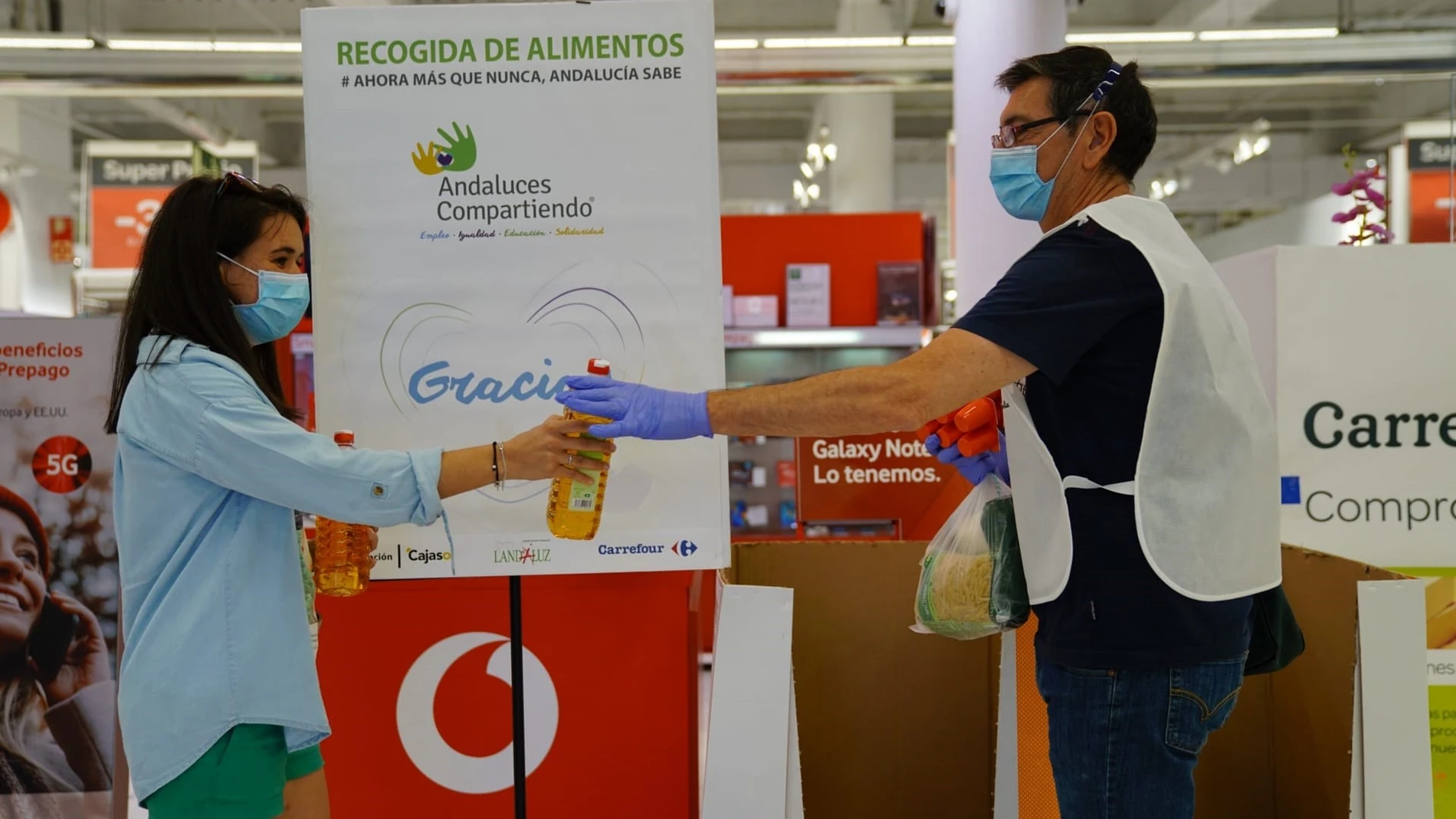 Cajasol.-'Andaluces compartiendo' y Carrefour donan 50.000 kilos de alimentos a familias ante el impacto del Covid-19