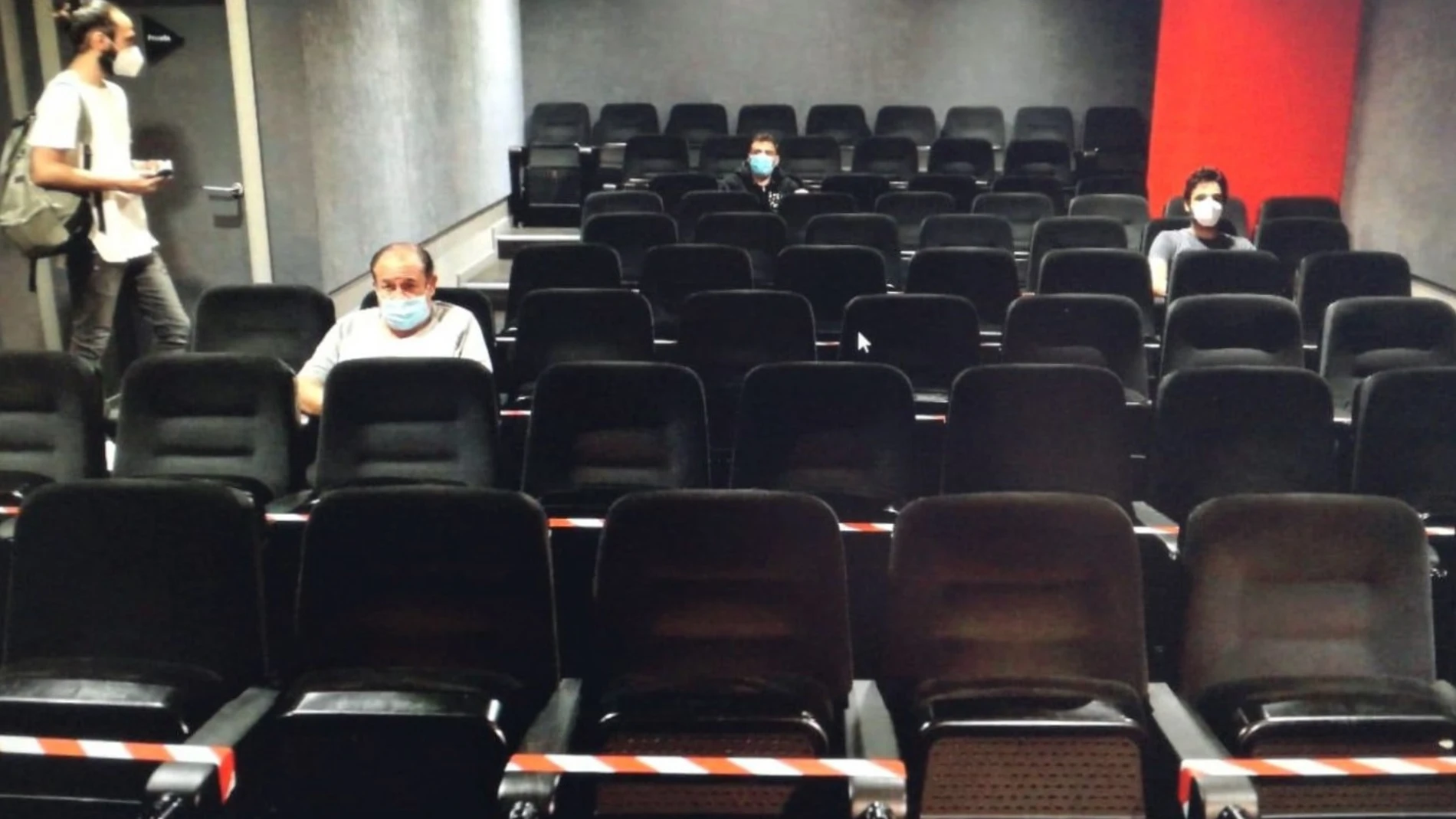 Los Cines Yelmo comienzan a habilitar sus salas para la pronta reapertura