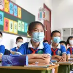 Niños chinos acuden a clase en PekínXINHUA12/06/2020