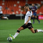 José Luis Gayà con el Valencia.