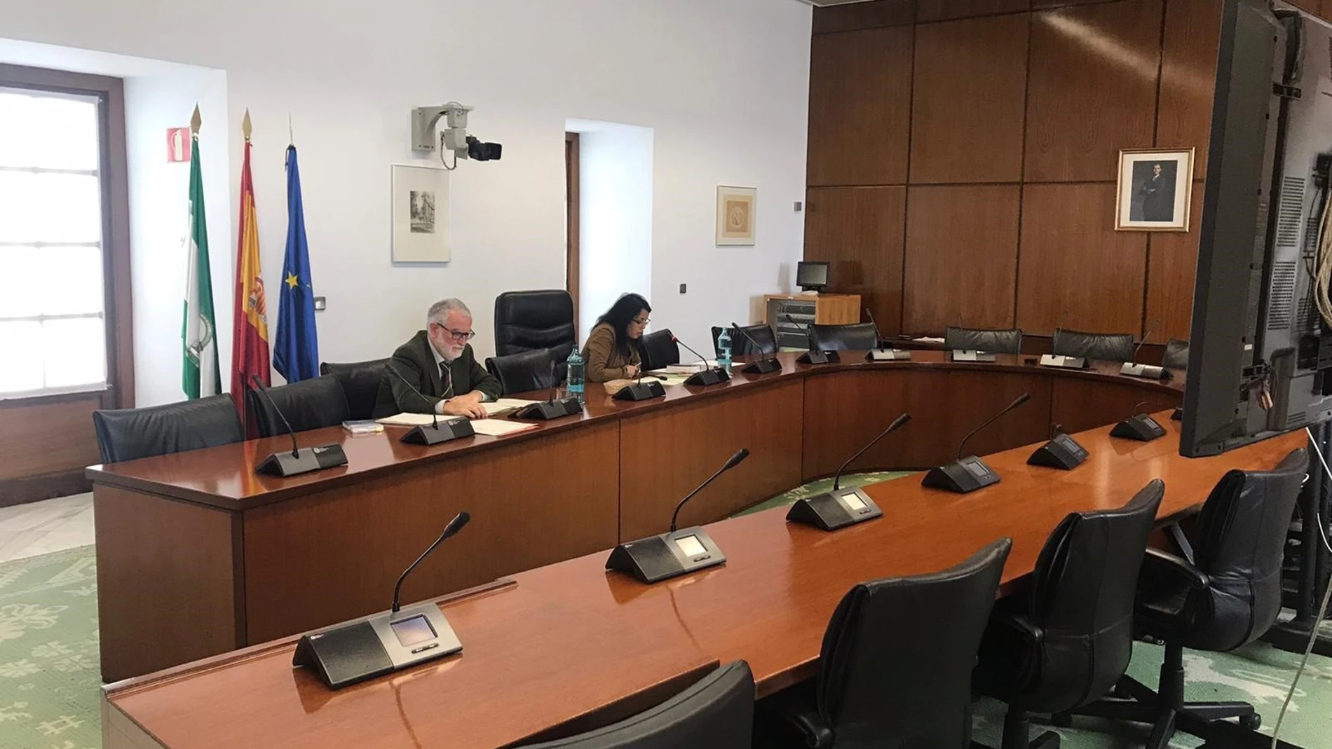 Ángel Marrero, nombrado nuevo letrado mayor del Parlamento tras el cese "a petición propia" de Vicente Perea