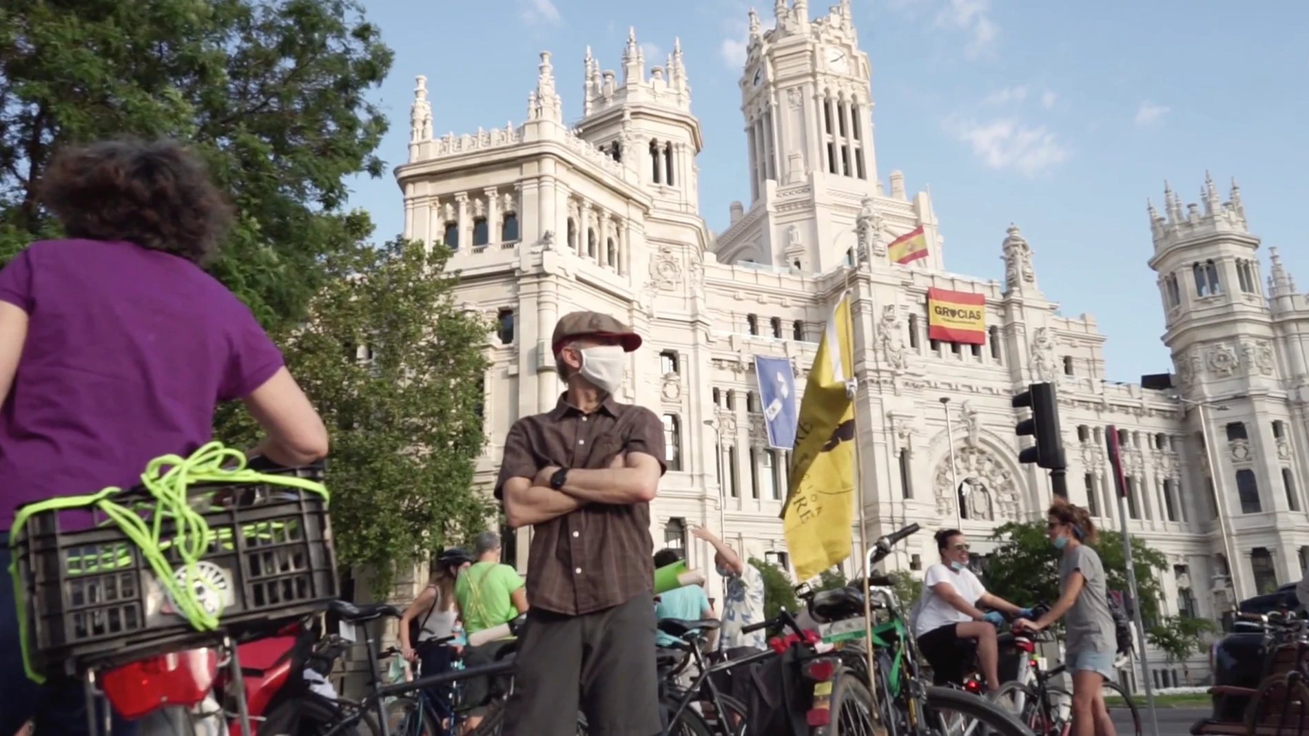 Manifestación de ciclistas frente frente al ayuntamiento de Madrid el pasado 2 de junio