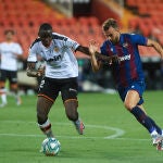 Moucktar Diakhaby con el Valencia.