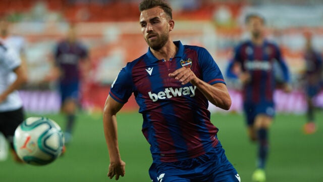 Borja Mayoral con el Levante.