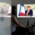 Emmanuel Macron durante un discurso televisado