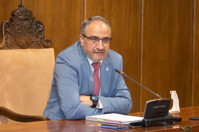 El alcalde de Ponferrada, Olegario Ramón, hace balance de su primer año de mandato