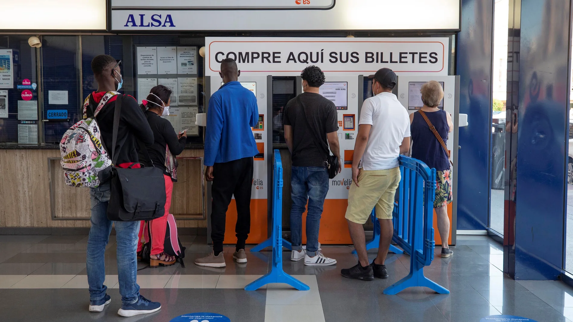 Para viajar entre comunidades es obligatorio comprar el billete nominativo