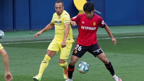 GRAF1960. VILLARREAL, 16/06/2020.- Santi Cazorla con el Villarreal. EFE / Domenech Castello.