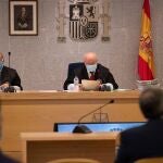 La Audiencia Nacional retomó el pasado martes el juicio de la pieza del caso Gürtel relativa a los contratos de actos celebrados por la visita del papa Benedicto XVI a Valencia en 2006 en el que estuvo acusado el expresidente de las Cortes valencianas Juan Cotino, fallecido por la COVID-19 durante la pandemia.