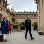 El presidente de la Generalitat, Quim Torra, junto a la consellera de Cultura, Mariàngela Vilallonga, en una imagen reciente.