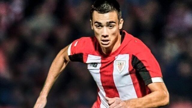 Asier Córdoba con el Athletic.