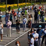 Homenaje a las víctimas de la covid-19 en el Paseo de la Castellana