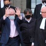 El exconceller Lluis Puig y el fugado Carles Puigdemont tras acudir al tribunal de justicia belga el pasado 23 de junio