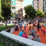 En la imagen, una plaza del barrio de Llefià