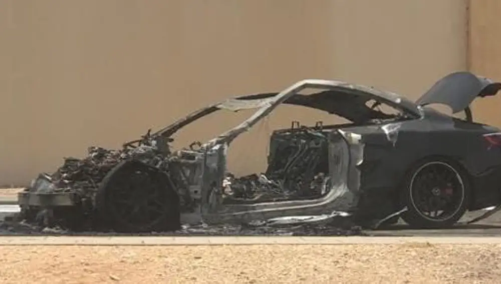 Mohamed, hermano del príncipe Al-Waleed bin Khalid, sufrió un terrible accidente pero salió mejor parado que su hermano. Así quedó su coche