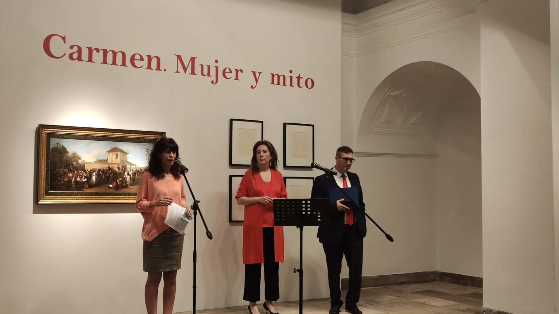 La concejala de Cultura y Turismo del Ayuntamiento de Valladolid, Ana Redondo, presenta la muestra "Carmen. Mujer y mito"