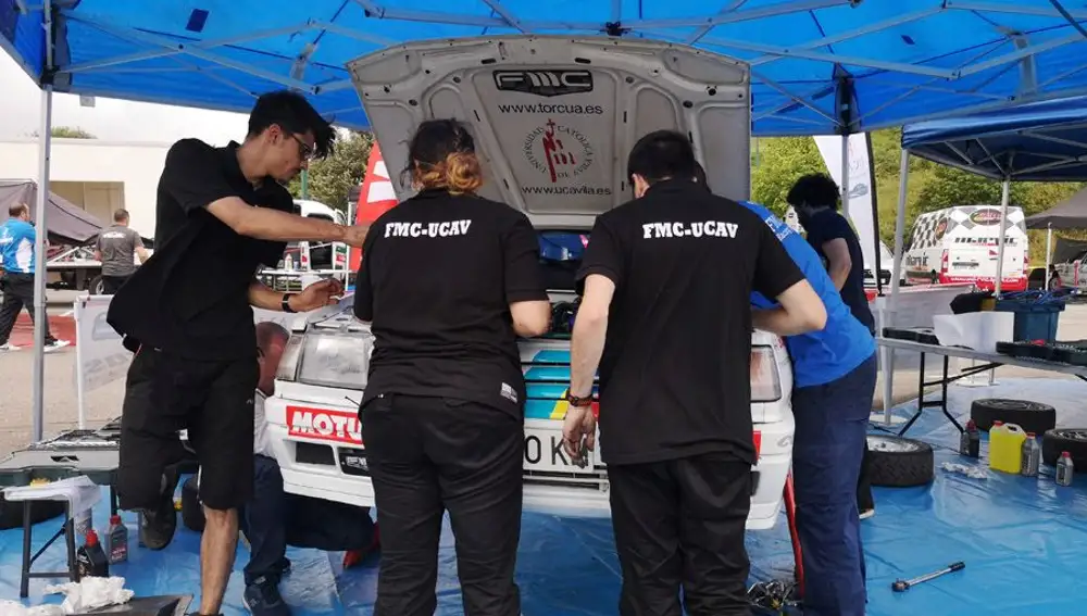 Miembros del Ucav Racing