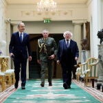 El centrista Micheal Martin asume oficialmente el cargo de primer ministro de Irlanda ante el presidente de la República, Michael D. Higgins