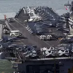 Imagen del portaviones &quot;USS Nimitz&quot;, uno de los buques desplegados por EE UU