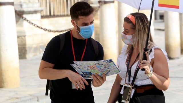Guías turísticos intentan salvar el verano con la llegada de nuevos turistas