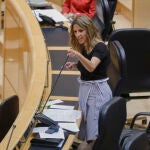 La Ministra de Trabajo y Economía Social, Yolanda Díaz, durante su intervención en una sesión plenaria en el Senado centrada en los rebrotes de Covid-19 surgidos en las últimas fechas en España y los Expedientes de Regulación Temporal de Empleo (ERTEs)