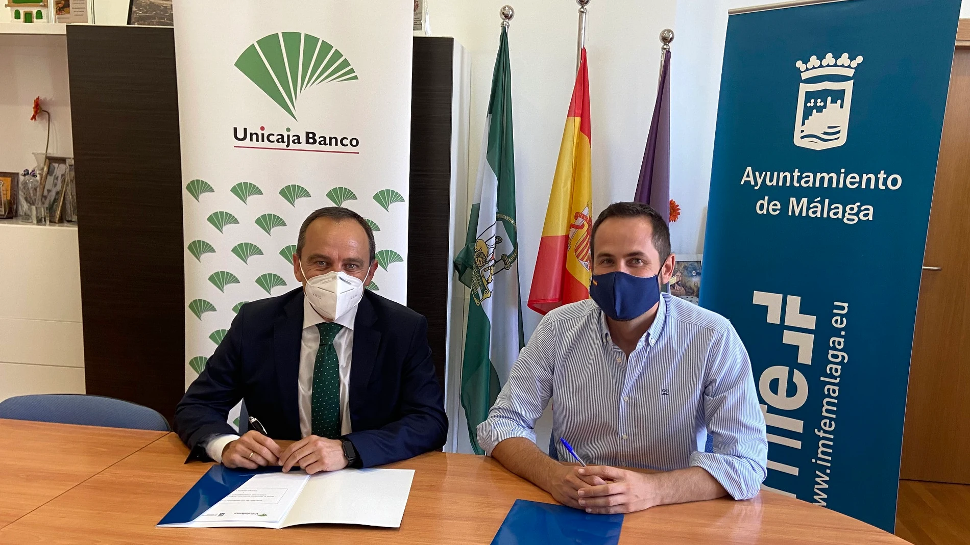 Málaga.-Coronavirus.-Unicaja Banco y Ayuntamiento renuevan acuerdo para financiación que fomente actividad empresarial