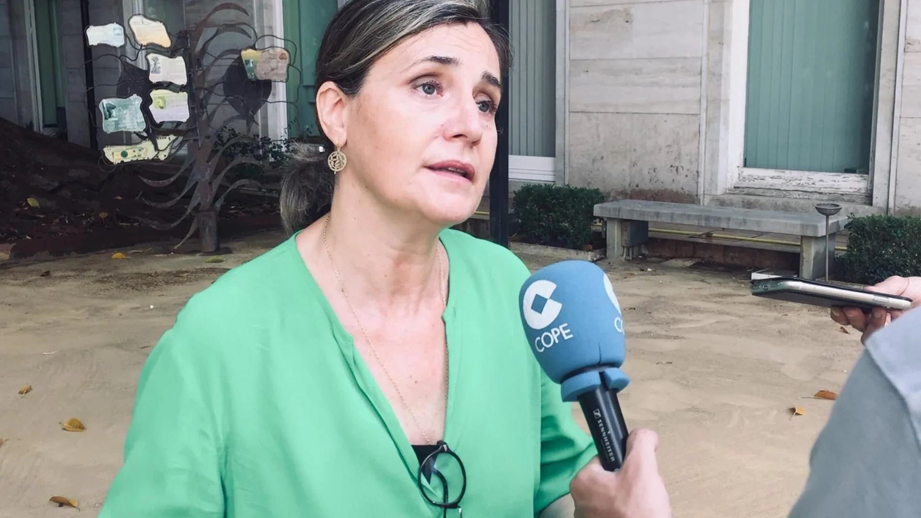 La diputada del PP, Elena Bastidas, exige a Oltra que aumente la prestación de dependencia