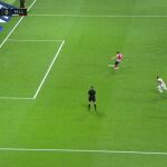 Momento en el que Morata lanza el penalti ante el Mallorca