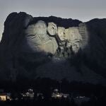 Vista del Monte Rushmore, Dakota del Sur, donde están grabados los rostros de ex presidentes estadounidenses.