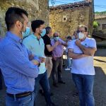 Luis Tudanca visita la localidad leonesa de Villayandre