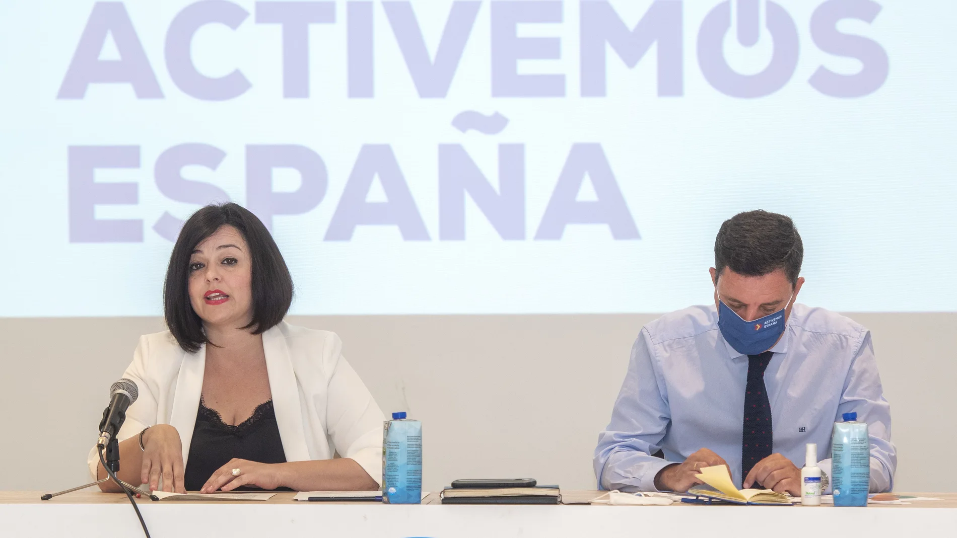 Comité de dirección del PP de Sevilla, presidido por Virginia Pérez